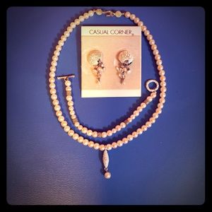 New without tags Pearl jewelry set